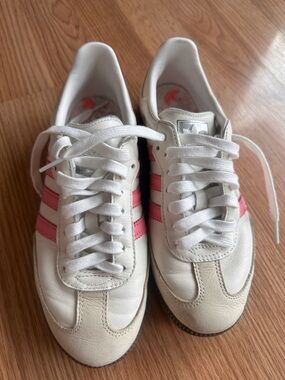 adidas White Sneakers with Pink Stripes - Women's Casual Lace-Up